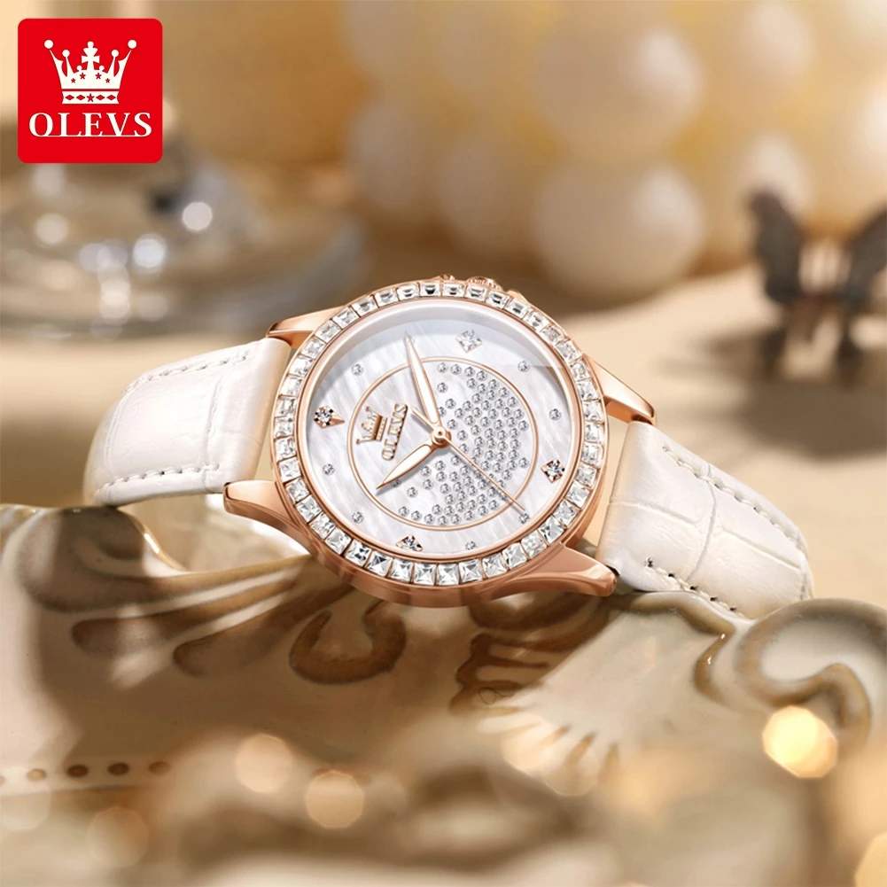 OLEVS 3715 Full Diamond Luxury Quartz Women's Watches Fashion Leather Strap Waterproof Luminous Original Ladies Dress Wristwatch
OLEVS 3715 Full Diamond Luxury Quartz Women's Watches Fashion Leather Strap Waterproof Luminous Original Ladies Dress Wristwatch