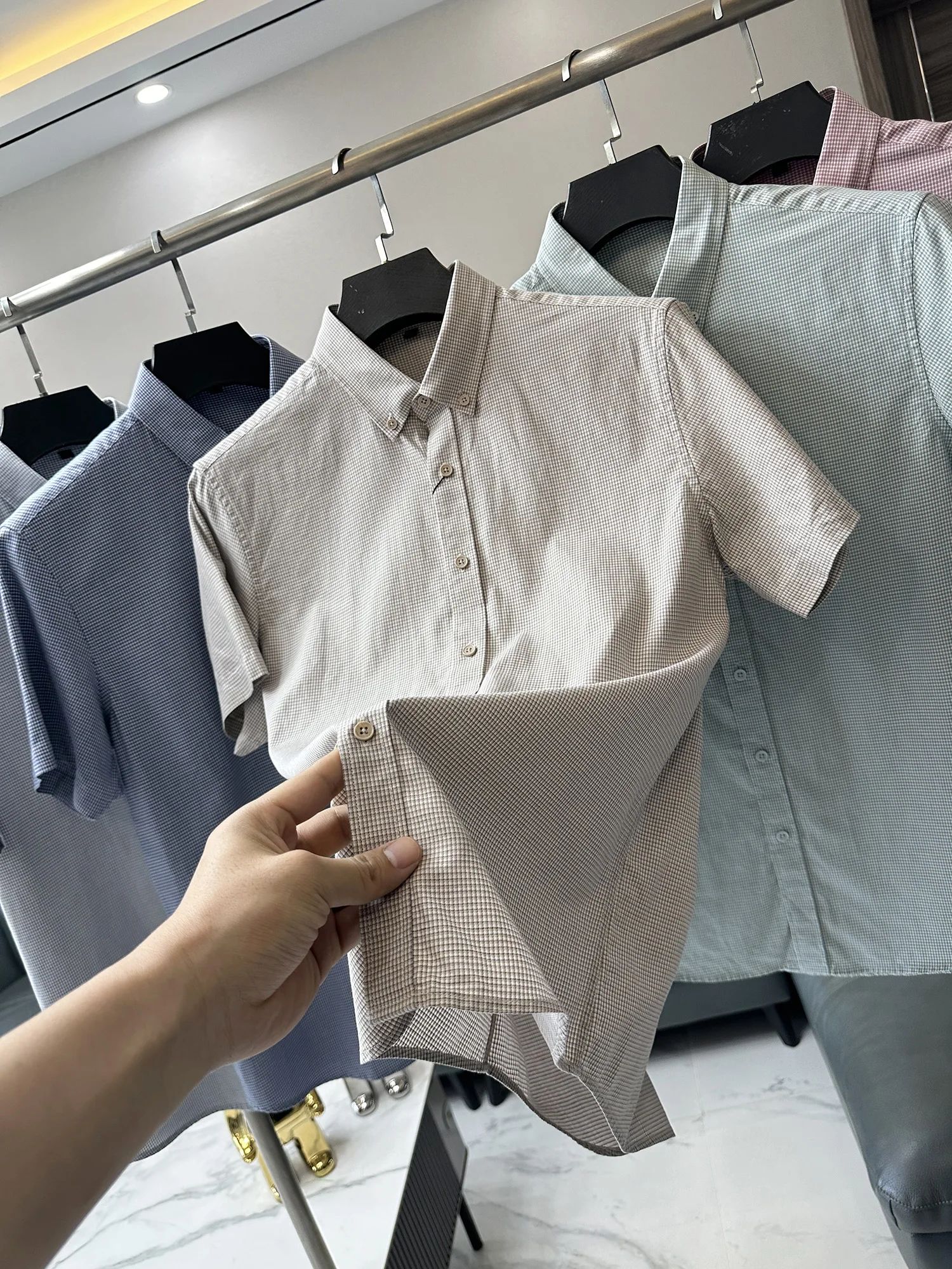 Gentlemanly Style! Breathable Not Hot! Summer Men's Soft Comfortable Versatile Breathable Plaid Short Sleeve Shirt
Gentlemanly Style! Breathable Not Hot! Summer Men's Soft Comfortable Versatile Breathable Plaid Short Sleeve Shirt