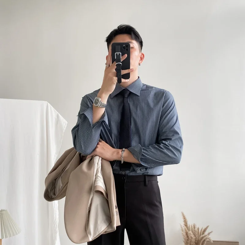 2023 Spring Autumn New Men Fashion Striped Shirts Casual Dress Long Sleeve Shirt Men Office Business Social Shirt Clothing
2023 Spring Autumn New Men Fashion Striped Shirts Casual Dress Long Sleeve Shirt Men Office Business Social Shirt Clothing