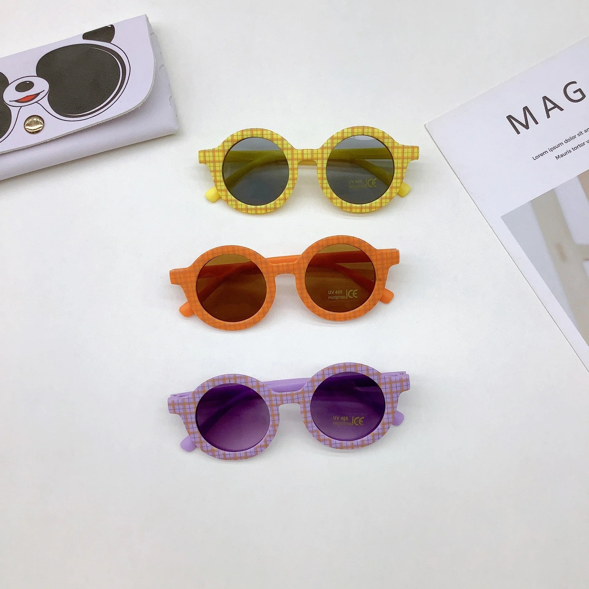 Fashionable children's sunglasses version UV resistant eye protection sunvisor concave shaped baby trendy sunglasse
Fashionable children's sunglasses version UV resistant eye protection sunvisor concave shaped baby trendy sunglasse