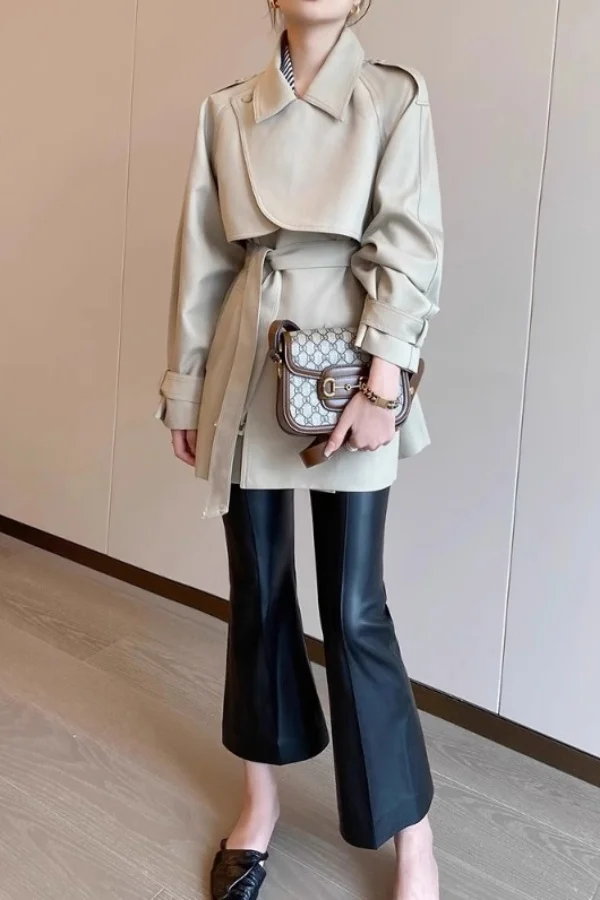 Женский модный плащ, нежная асимметричная втулка с оборками, водоотталкивающая художественная асимметричная двухсторонняя линия минимализма Egirl
Женский модный плащ, нежная асимметричная втулка с оборками, водоотталкивающая художественная асимметричная двухсторонняя линия минимализма Egirl