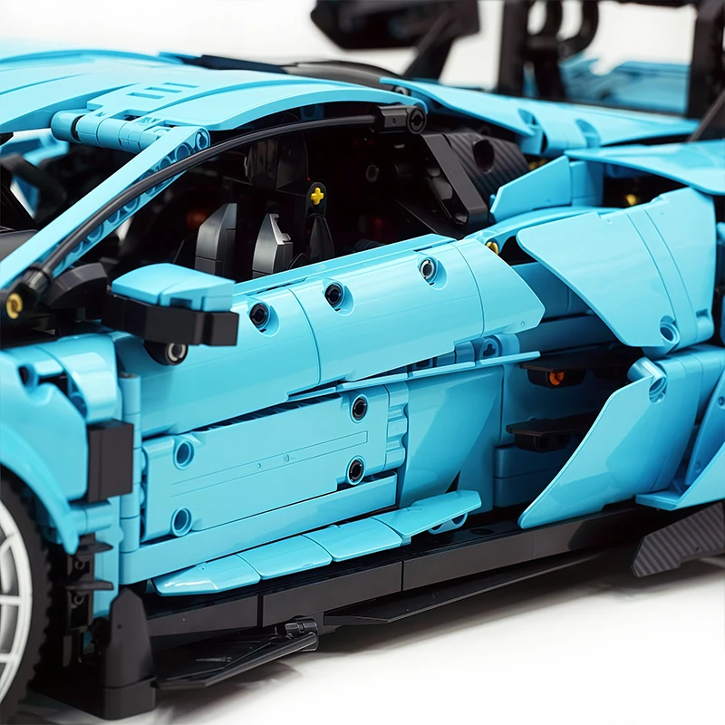 Limited Edition 1:8 New Guly 10660 Technical Speed Sports Vehicle Hypercar Building Blocks Assembly DIY Toys Chrismas Kids Gifts
Limited Edition 1:8 New Guly 10660 Technical Speed Sports Vehicle Hypercar Building Blocks Assembly DIY Toys Chrismas Kids Gifts