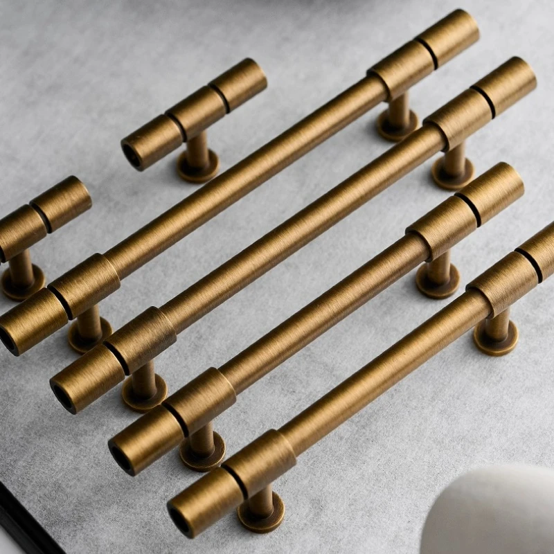 Cupboard Handles Antique Bronze Brass Cabinet Door Handles and Knobs for Furniture Wardrobe Bedroom Decorative Knob Drawer Pulls
Cupboard Handles Antique Bronze Brass Cabinet Door Handles and Knobs for Furniture Wardrobe Bedroom Decorative Knob Drawer Pulls