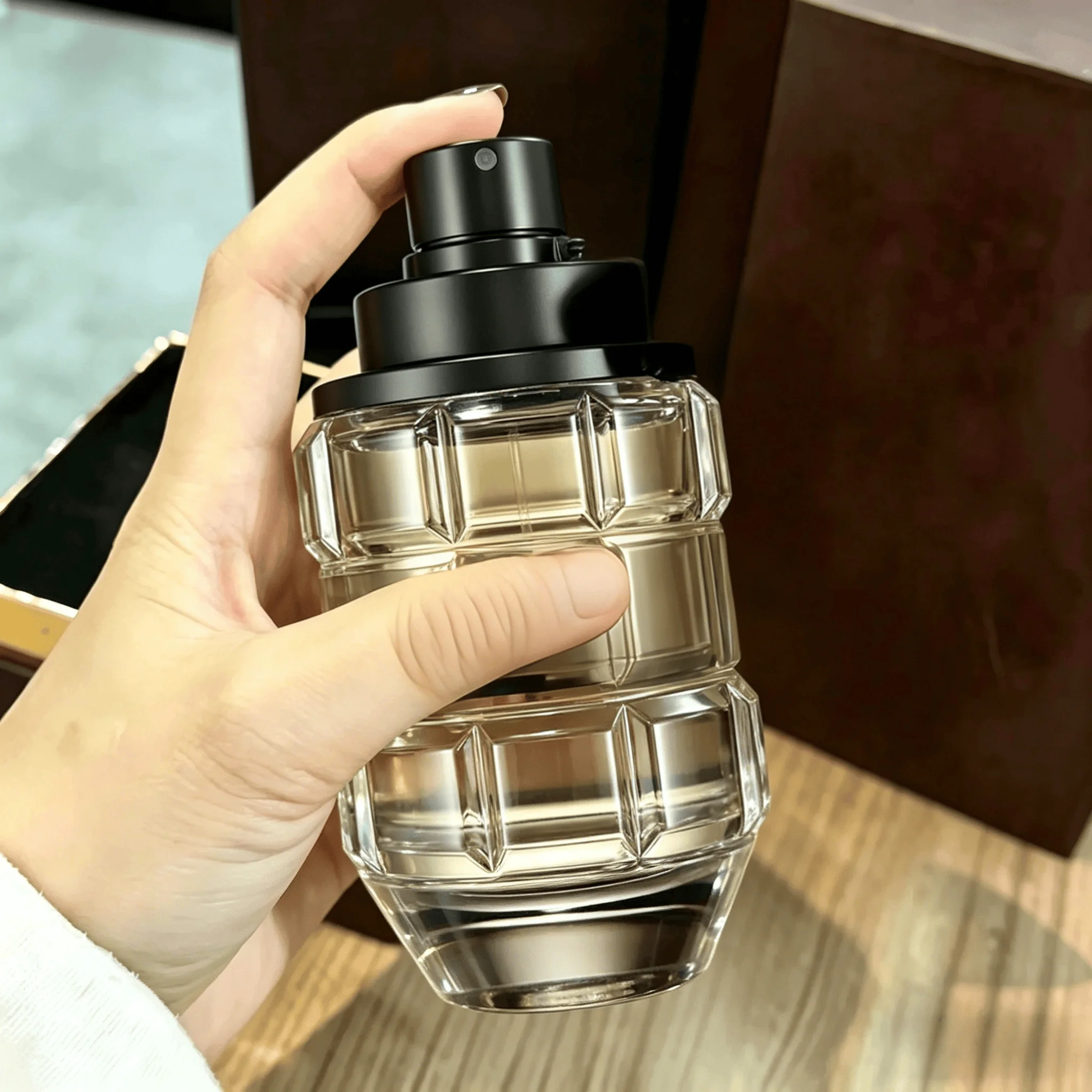 2026 Best Seller Viktor & Rolf Boom! Men EDP Spicy Wood Amber Vanilla High Quality 3.4 Ounces, Lasting Fragrance, High-quality Men's
2026 Best Seller Viktor & Rolf Boom! Men EDP Spicy Wood Amber Vanilla High Quality 3.4 Ounces, Lasting Fragrance, High-quality Men's