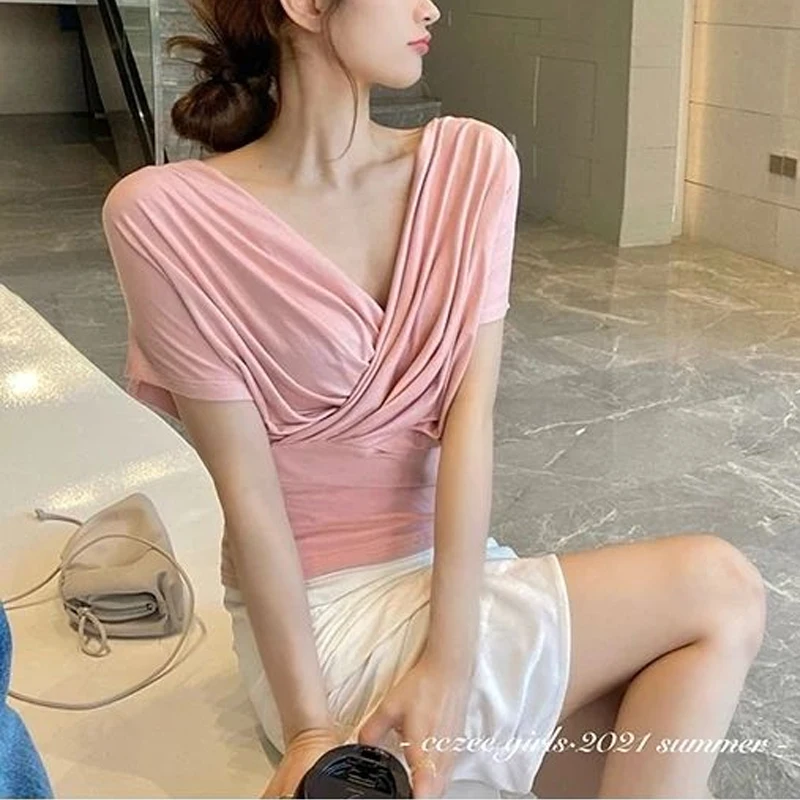 Floral Chiffon Thin Youth Blouse Summer New Short Sleeve Polo Neck Loose Elegant Print Shirt Tops Sweet Fashion Women Clothing
Floral Chiffon Thin Youth Blouse Summer New Short Sleeve Polo Neck Loose Elegant Print Shirt Tops Sweet Fashion Women Clothing