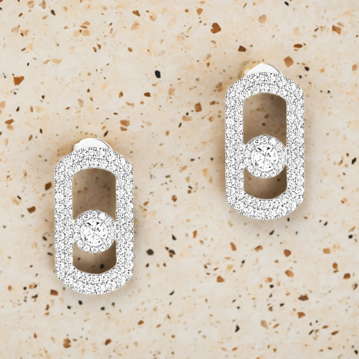 Single diamond full diamond earrings s925 white-collar fashion trend birthday party proposal engagement
Single diamond full diamond earrings s925 white-collar fashion trend birthday party proposal engagement