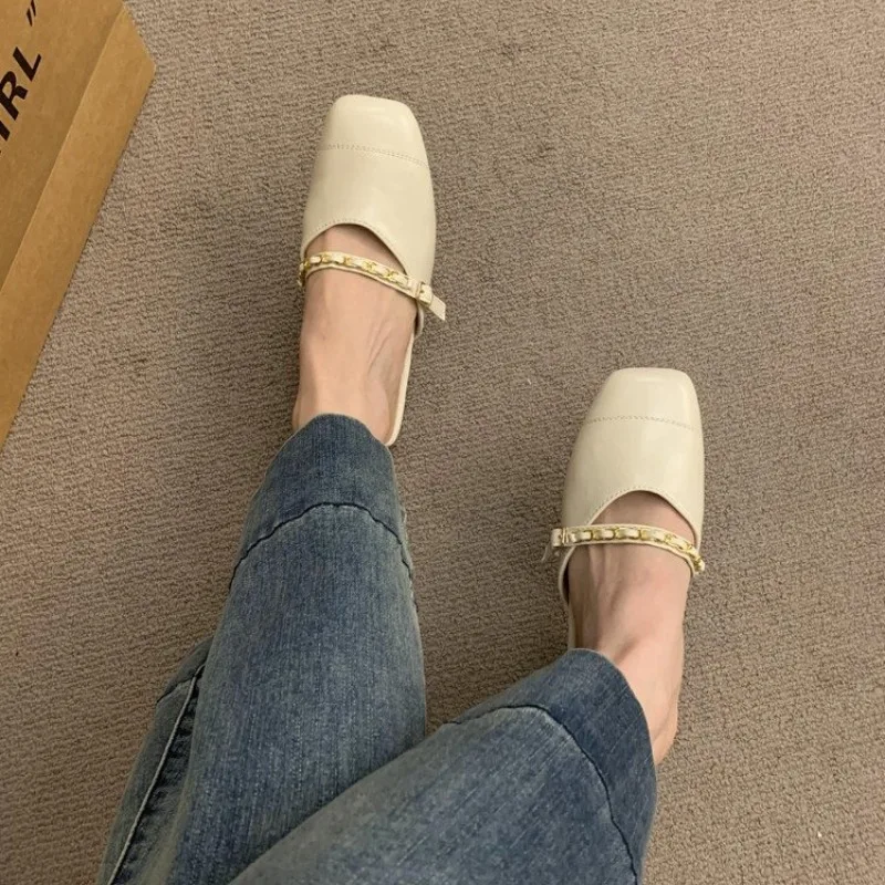 Women's Non-slip Wear-resistant Baotou Slippers 2026 Spring and Autumn Fashion Metal Chain Decorative Leisure Slippers
Women's Non-slip Wear-resistant Baotou Slippers 2026 Spring and Autumn Fashion Metal Chain Decorative Leisure Slippers