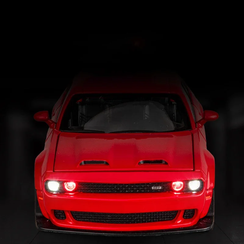 1:32 Dodge Charger Challenger Hellcat Redeye Alloy Model Car Toy Diecasts Casting Sound and Light Car Toys Vehicle
1:32 Dodge Charger Challenger Hellcat Redeye Alloy Model Car Toy Diecasts Casting Sound and Light Car Toys Vehicle