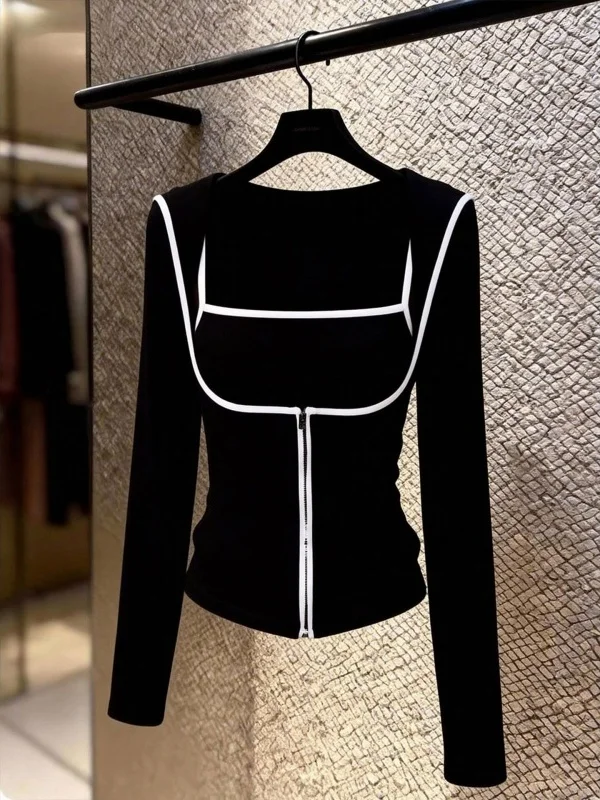 Elegant Black Slimming Women's Two-Piece Set European Style Fashion Cool And Stylish Spring Cardigan And Tank Top Ensemble
Elegant Black Slimming Women's Two-Piece Set European Style Fashion Cool And Stylish Spring Cardigan And Tank Top Ensemble