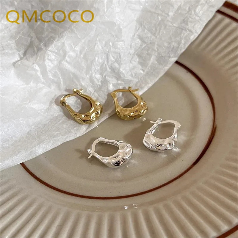Винтажные серьги QMCOCO в стиле панк для женщин и пар, корейские модные геометрические украшения ручной работы с простым дизайном
Винтажные серьги QMCOCO в стиле панк для женщин и пар, корейские модные геометрические украшения ручной работы с простым дизайном
