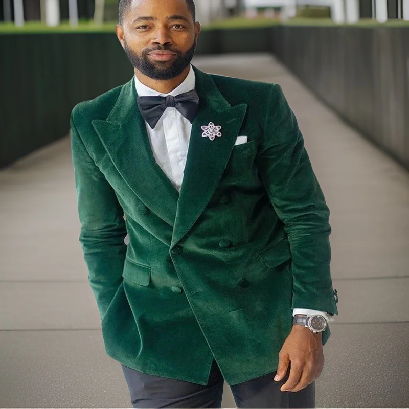 Green Velvet Suits For Men Double Breasted Slim Fit Jacket 2 Piece Blazer with Black Pants Fashion Costume Wedding Groom Tuxedo
Green Velvet Suits For Men Double Breasted Slim Fit Jacket 2 Piece Blazer with Black Pants Fashion Costume Wedding Groom Tuxedo