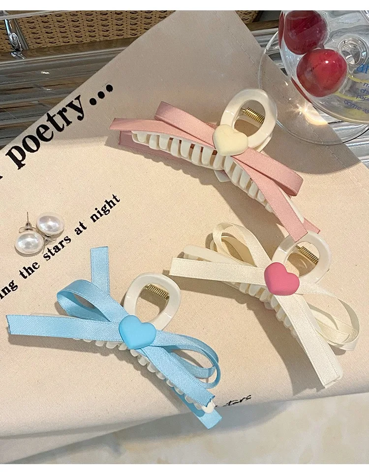 Spring and summer sweet girl ribbon bow clip love hair accessories princess hair shark clip new back of the head headdress
Spring and summer sweet girl ribbon bow clip love hair accessories princess hair shark clip new back of the head headdress
