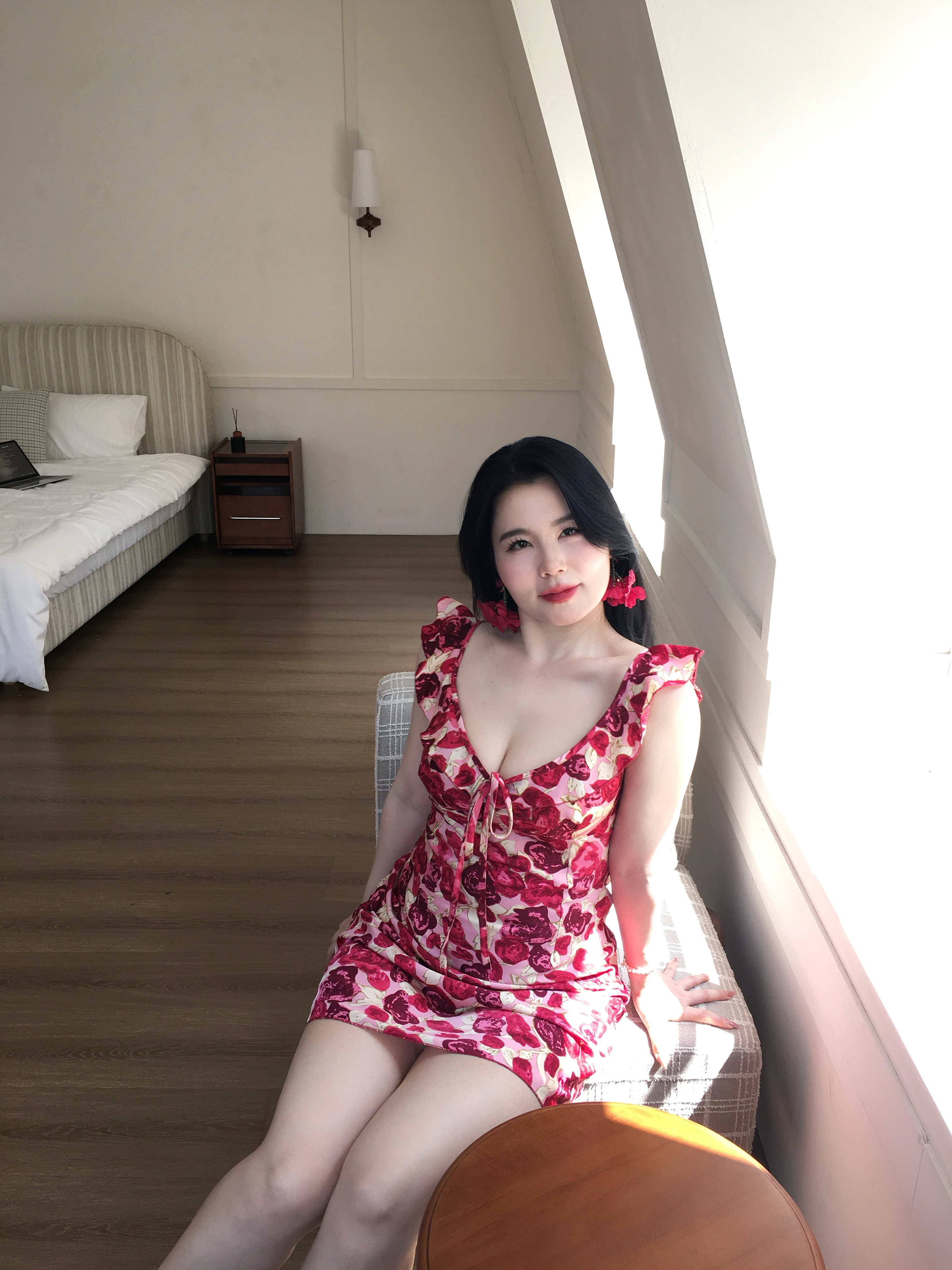 V-Neck Floral Print Chiffon Dress A-Line Skirt Vacation Wear plus Size Women's Fashion High Waist Spring Summer Dress
V-Neck Floral Print Chiffon Dress A-Line Skirt Vacation Wear plus Size Women's Fashion High Waist Spring Summer Dress