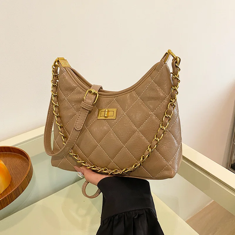 2025 New Diamond Stitch Chain Strap Bag for Women - Crossbody/Shoulder Underarm Purse with Lock Buckle, Versatile & Stylish 
2025 New Diamond Stitch Chain Strap Bag for Women - Crossbody/Shoulder Underarm Purse with Lock Buckle, Versatile & Stylish