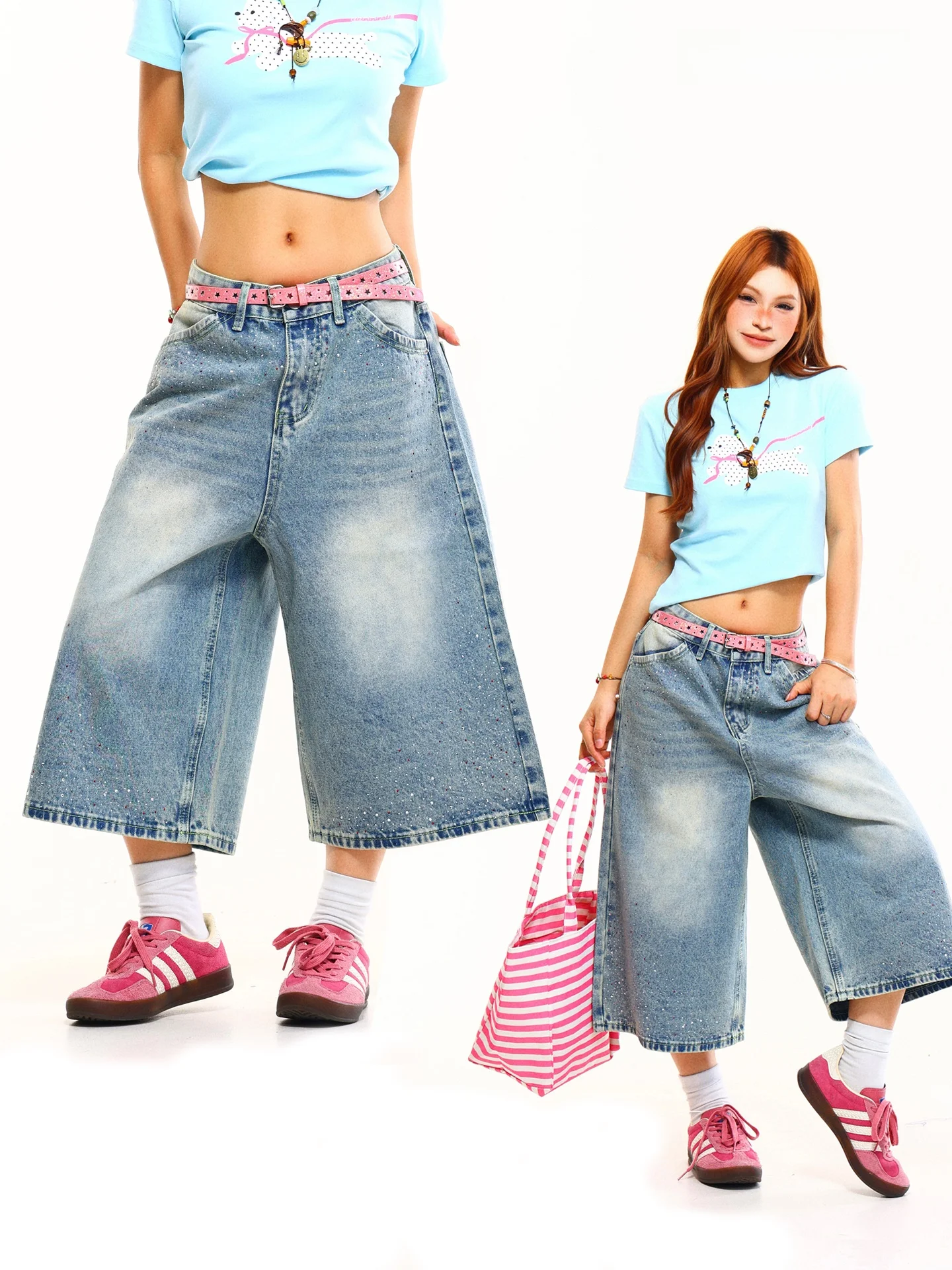 Light Blue High Waist Straight Leg Loose Women's Jeans Capri Pants Rhinestone Embellished Denim Midweight Summer Wear
Light Blue High Waist Straight Leg Loose Women's Jeans Capri Pants Rhinestone Embellished Denim Midweight Summer Wear