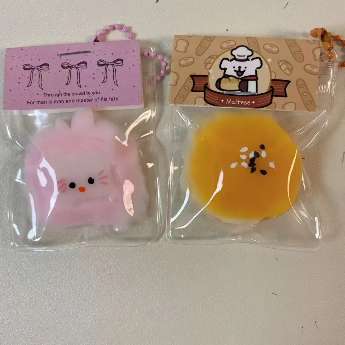 Stress Relief Squishy Toy Slow Rising Hamburger KT Cat Mini Keychain for Anxiety Relief squishy sensory toys 키링 adult toys
Stress Relief Squishy Toy Slow Rising Hamburger KT Cat Mini Keychain for Anxiety Relief squishy sensory toys 키링 adult toys