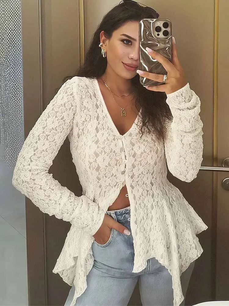 BKQU Необычные сексуальные кружевные топы Y2k, модные кардиганы на пуговицах с v-образным вырезом и длинными рукавами, футболки, осенние прозрачные вечерние клубные уличные топы
BKQU Необычные сексуальные кружевные топы Y2k, модные кардиганы на пуговицах с v-образным вырезом и длинными рукавами, футболки, осенние прозрачные вечерние клубные уличные топы