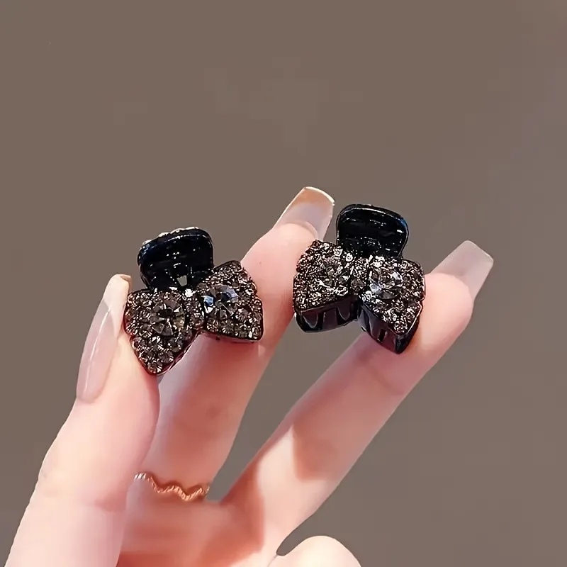 2pcs Flash Diamond Mini Bow Mini Gripper Luxury Hairpin Front Hairpin Female Head Hairpin Side Clip Hair Root Fluffy Artifact
2pcs Flash Diamond Mini Bow Mini Gripper Luxury Hairpin Front Hairpin Female Head Hairpin Side Clip Hair Root Fluffy Artifact