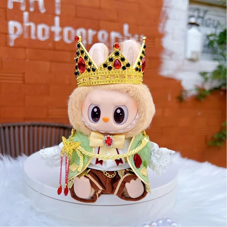 Виниловая кукла Labubu 15/17 см, комплект одежды принца в европейском королевском стиле с драгоценной короной для Labubu V1 V2, аксессуары для костюмов своими руками
Виниловая кукла Labubu 15/17 см, комплект одежды принца в европейском королевском стиле с драгоценной короной для Labubu V1 V2, аксессуары для костюмов своими руками