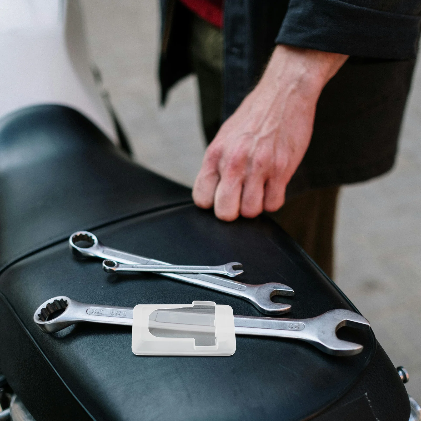 Bike Monitor Cover: Transparent Silicone Protective Case For E-Bike Display Waterproof Dustproof Shield For Lcd Screen Cycling
Bike Monitor Cover: Transparent Silicone Protective Case For E-Bike Display Waterproof Dustproof Shield For Lcd Screen Cycling