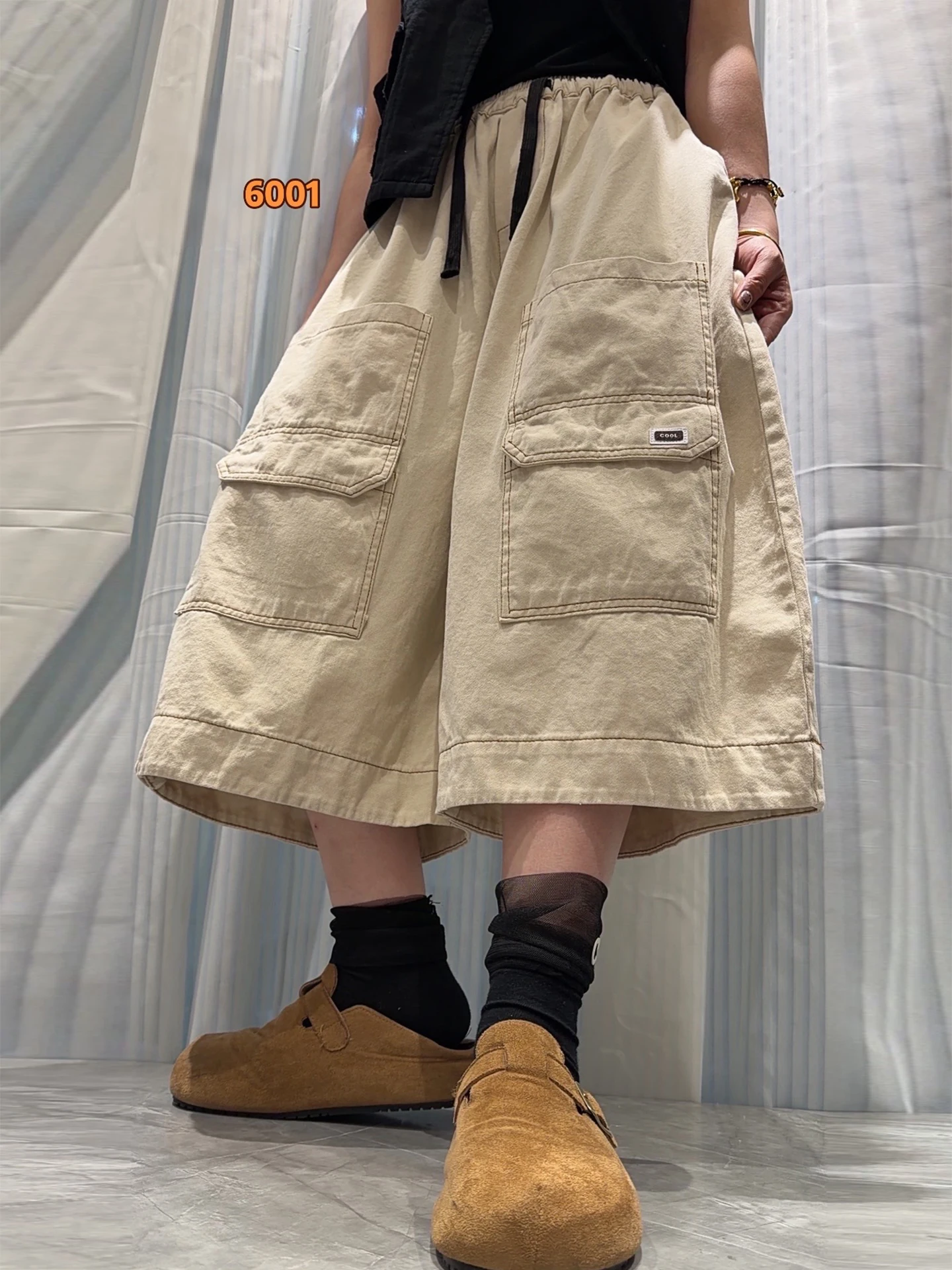 Trendy Denim Jeans Women's Wide Leg Workwear Pants Spring Summer New Style Travel Outing Large Pocket Design Sensation Seven ...
Trendy Denim Jeans Women's Wide Leg Workwear Pants Spring Summer New Style Travel Outing Large Pocket Design Sensation Seven ...