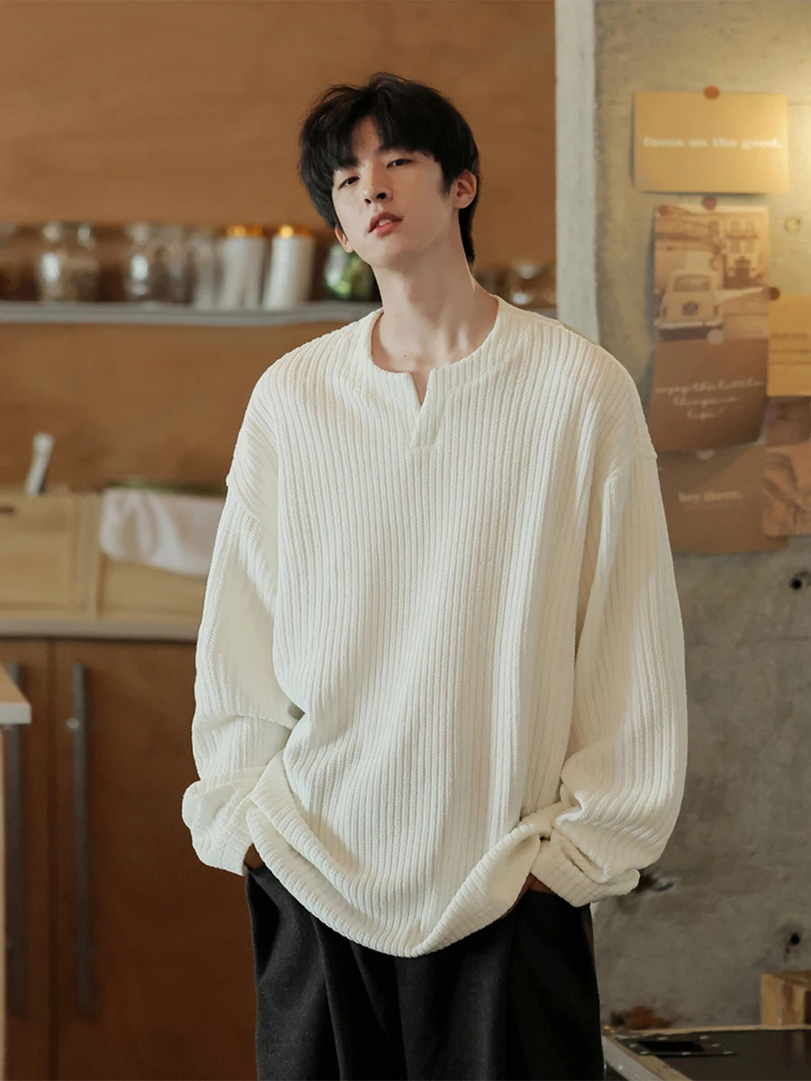 Loose V-Neck Long Sleeve T-Shirt Men's Casual Style Fashionable Polyester Blend Breathable Comfortable Base Layer Shirt
Loose V-Neck Long Sleeve T-Shirt Men's Casual Style Fashionable Polyester Blend Breathable Comfortable Base Layer Shirt