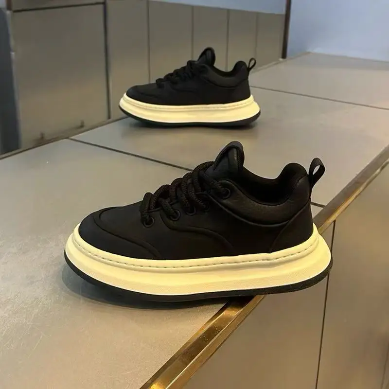 Black Leather Men's Shoes Spring Trendy All-Match Casual Board Shoes Waterproof Sport Shoes Youth Fashion Korean Style
Black Leather Men's Shoes Spring Trendy All-Match Casual Board Shoes Waterproof Sport Shoes Youth Fashion Korean Style