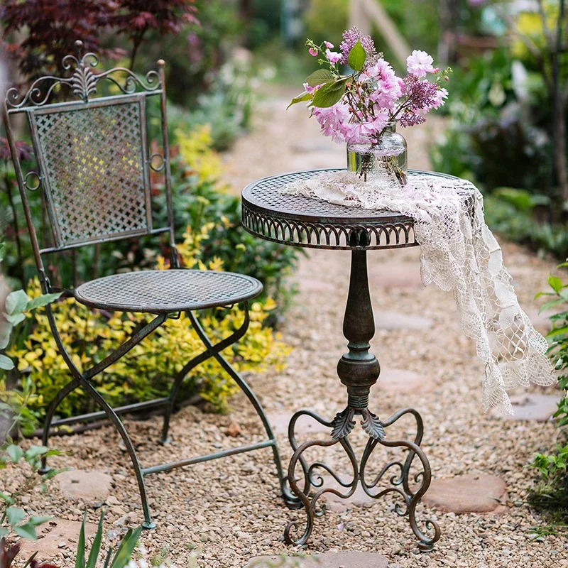 Retro Rustic Metal Small Round Table Hollow-Out Top Design Vintage Garden Side Table Decorative Patio Outdoor Furniture
Retro Rustic Metal Small Round Table Hollow-Out Top Design Vintage Garden Side Table Decorative Patio Outdoor Furniture