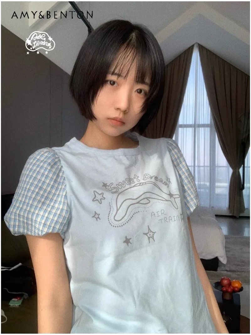 Japanese Summer Original Design Bubble Sleeve Plaid Splicing Front Shoulder Short Sleeve Cute Little Dolphin Print T-shirt Women
Japanese Summer Original Design Bubble Sleeve Plaid Splicing Front Shoulder Short Sleeve Cute Little Dolphin Print T-shirt Women