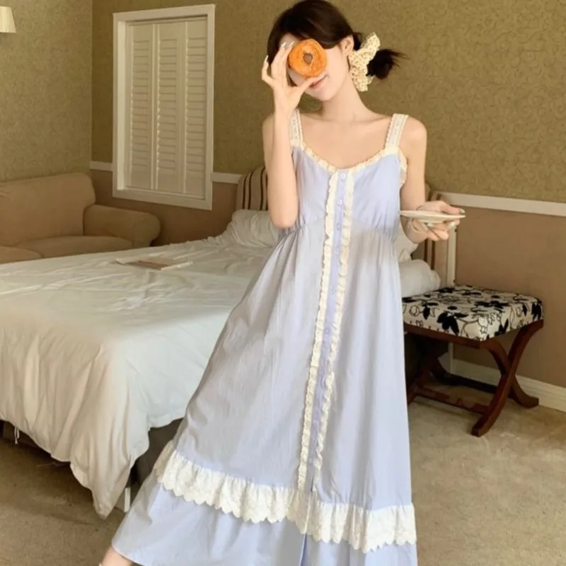 Lace Women Nightgown Spaghetti Strap Sleepwear V-neck Night Dress Korean Summer One Piece Pajamas Dress Solid Fashion Nightwear
Lace Women Nightgown Spaghetti Strap Sleepwear V-neck Night Dress Korean Summer One Piece Pajamas Dress Solid Fashion Nightwear