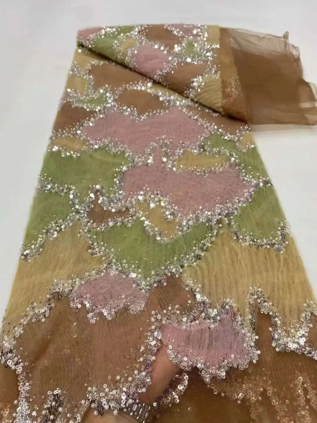 African Beaded Net Mesh Lace Fabric 2025 High Qualit Embroidery Sequins French Tulle Lace for Nigerian Wedding Party Dress
African Beaded Net Mesh Lace Fabric 2025 High Qualit Embroidery Sequins French Tulle Lace for Nigerian Wedding Party Dress