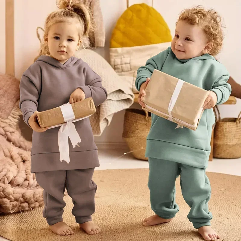 2025 Winter Baby Boys Thick Fleece Hoodies Sport Pullovers Sets Toddler Girl Clothes Kids Casual Sweatshirts + Pants 2 Pcs Suits
2025 Winter Baby Boys Thick Fleece Hoodies Sport Pullovers Sets Toddler Girl Clothes Kids Casual Sweatshirts + Pants 2 Pcs Suits