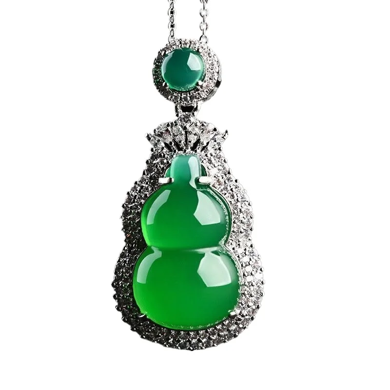High ice chalk necklace gourd pendant inlaid with ice white agate jade stone necklace
High ice chalk necklace gourd pendant inlaid with ice white agate jade stone necklace