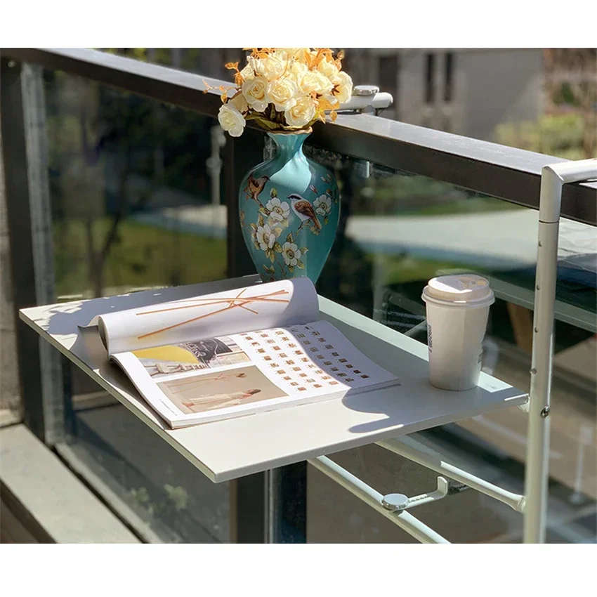A Small Mini European Modern Simple Garden Balcony Railing Metal Carbon Steel Wall Mounted Folding Hanging Learning Table
A Small Mini European Modern Simple Garden Balcony Railing Metal Carbon Steel Wall Mounted Folding Hanging Learning Table
