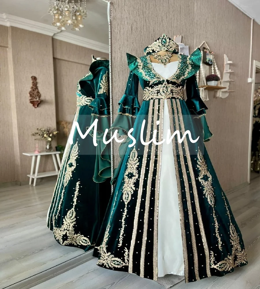 Retro Emerald Green Moroccan Wedding Dress With Gold Appliques Antique Muslim Arabian Turkish Bridal Dress Beaded 2025Customized 
Retro Emerald Green Moroccan Wedding Dress With Gold Appliques Antique Muslim Arabian Turkish Bridal Dress Beaded 2025Customized