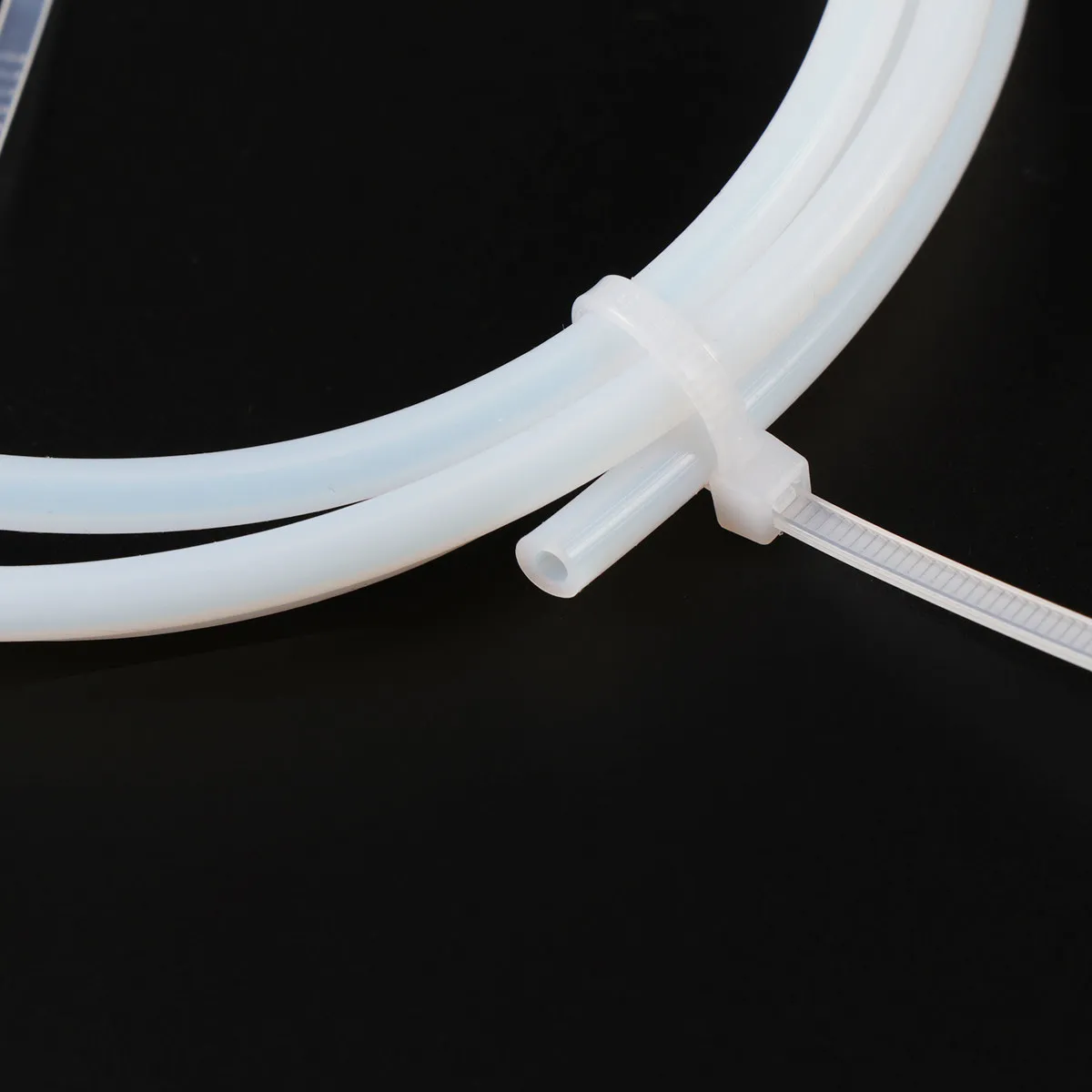 High Performance Ptfe Tube 104Cm Length 2Mm Id 4Mm Od for 3D Printers 1.75 Filament Strong Temperature Resistance Clear Plastic
High Performance Ptfe Tube 104Cm Length 2Mm Id 4Mm Od for 3D Printers 1.75 Filament Strong Temperature Resistance Clear Plastic