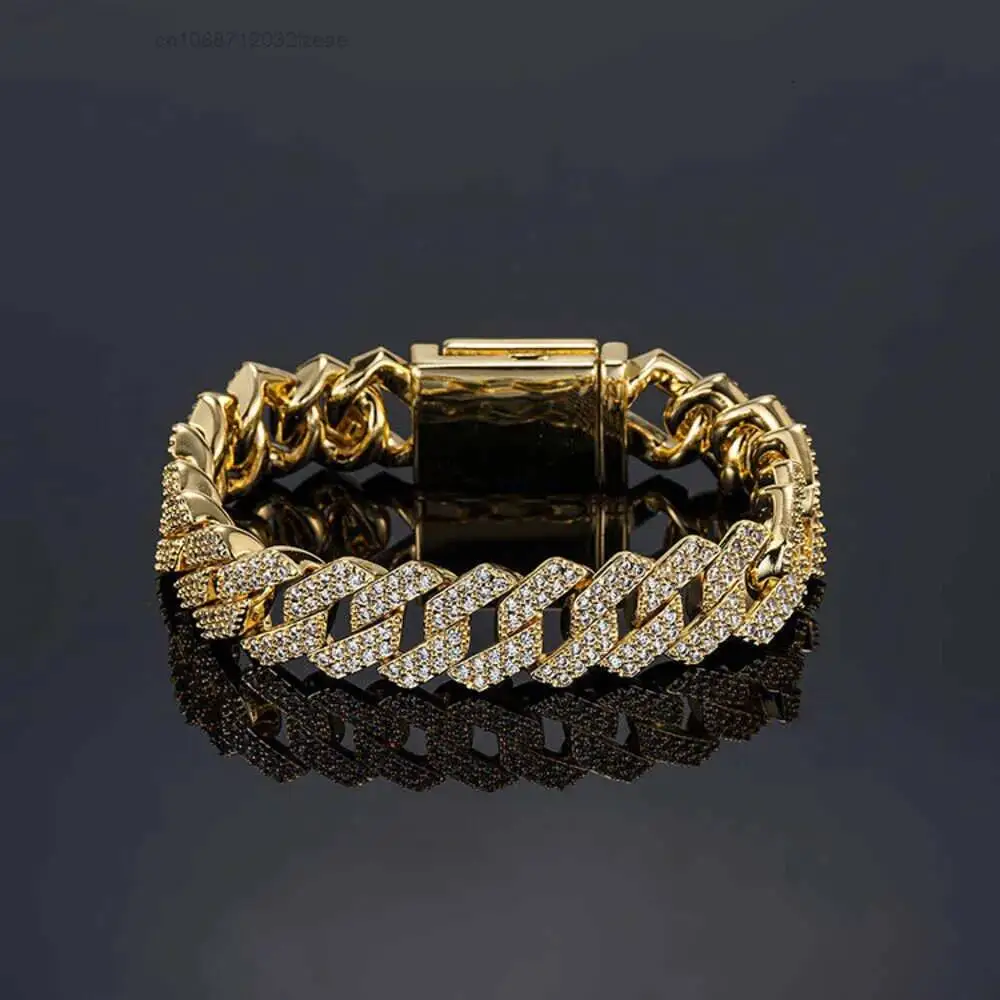 Men 925 Sterling Silver Moissanite Chain 2row 4mm 10mm 14mm 22mm Miami Cuban Link Chain
Men 925 Sterling Silver Moissanite Chain 2row 4mm 10mm 14mm 22mm Miami Cuban Link Chain