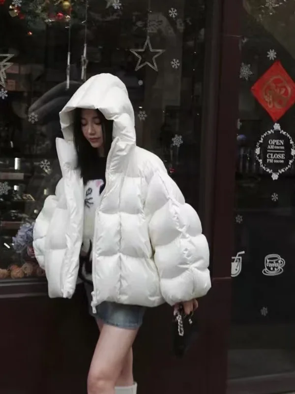 2025 Winter High-End Bread Design White Cotton Jacket Women's Coat Korean Style Loose Fit Hooded Thickened Long Sleeve Zipper
2025 Winter High-End Bread Design White Cotton Jacket Women's Coat Korean Style Loose Fit Hooded Thickened Long Sleeve Zipper