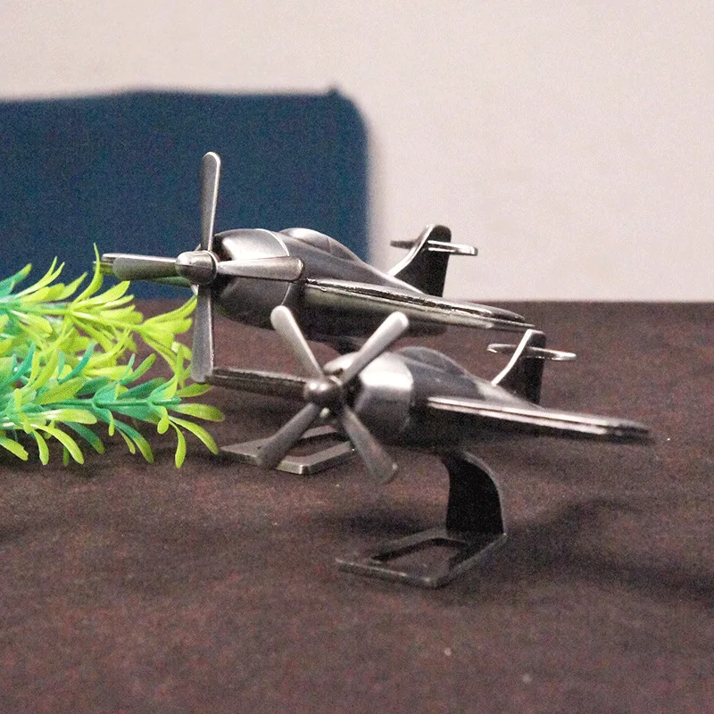 New Creative Alloy Propeller Aircraft Models Figurine Metal Handicraft Retro Airplane Miniature For Desk Decoration Boy Gifts
New Creative Alloy Propeller Aircraft Models Figurine Metal Handicraft Retro Airplane Miniature For Desk Decoration Boy Gifts