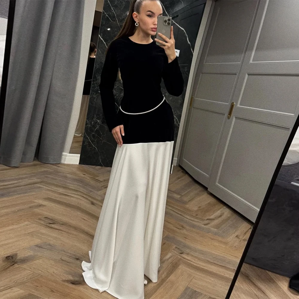 Contrast Color Special Occasion Dresses Satin Sheath/Column Formal Evening Dress Black and White O-Neck Ruched Prom Dress Long
Contrast Color Special Occasion Dresses Satin Sheath/Column Formal Evening Dress Black and White O-Neck Ruched Prom Dress Long