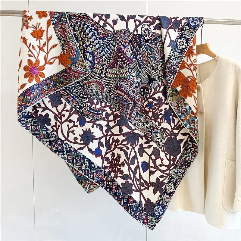 Two Side in Different Color Luxury Square Silk Wool Shawl Women Warm Fashion Scarves Free Shipping
Two Side in Different Color Luxury Square Silk Wool Shawl Women Warm Fashion Scarves Free Shipping