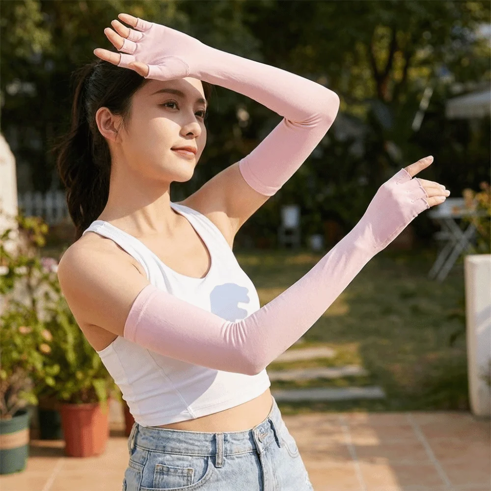 Elastic Ice Cooling Arm Sleeves Polyester Breathable Half Finger Gloves Lightweight Quick Dry Sun Protection Arm Cover Driving
Elastic Ice Cooling Arm Sleeves Polyester Breathable Half Finger Gloves Lightweight Quick Dry Sun Protection Arm Cover Driving