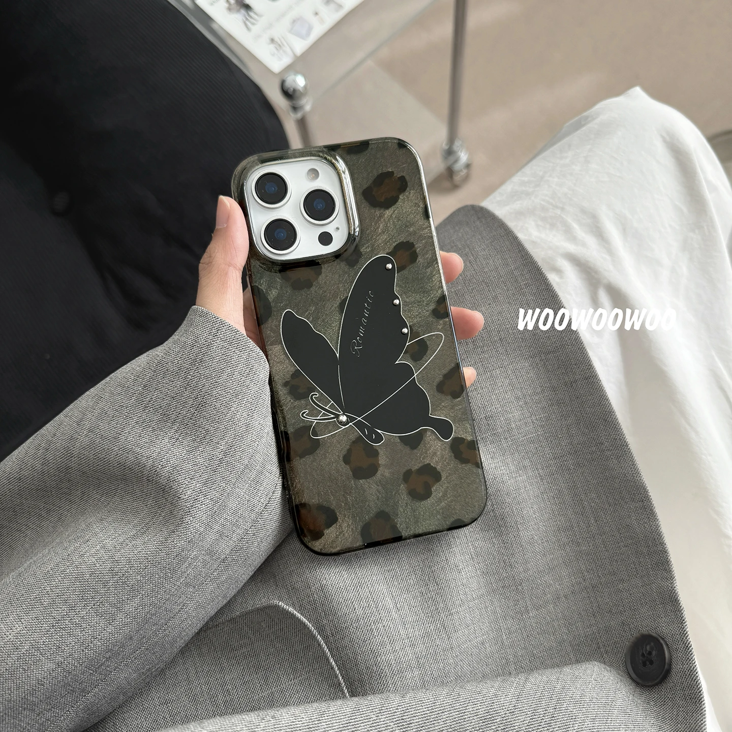 Luxury Retro Cow Pattern Gradient Glitter Tinfoil Pattern Phone Case For iPhone 16 15 13 Pro Max 14 Pro Soft Back Cover
Luxury Retro Cow Pattern Gradient Glitter Tinfoil Pattern Phone Case For iPhone 16 15 13 Pro Max 14 Pro Soft Back Cover
