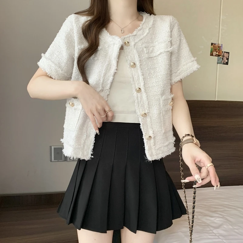 French Small Fragrant Round Neck Jacket Women Autumn Winter Elegant Fashion Tassels Vintage Tweed Short Jacket Outwear
French Small Fragrant Round Neck Jacket Women Autumn Winter Elegant Fashion Tassels Vintage Tweed Short Jacket Outwear