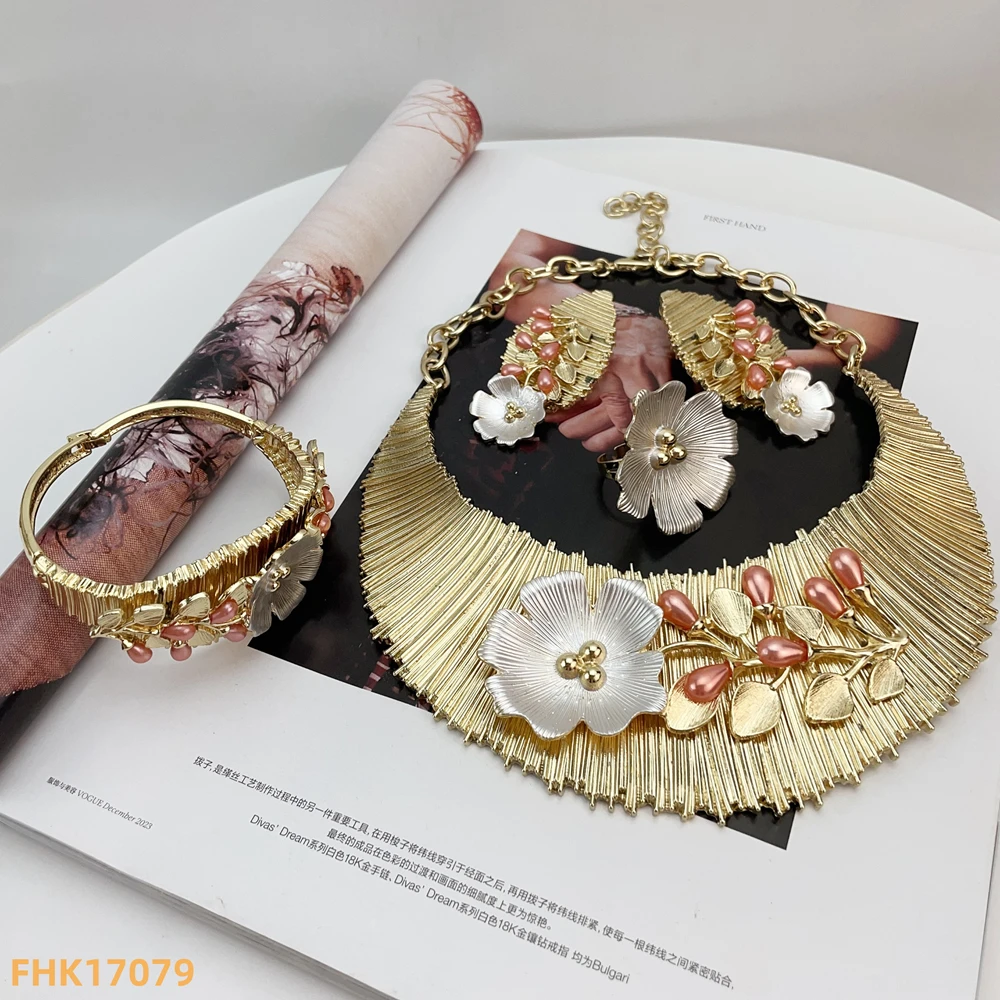 Nigeria Original 18K Gold Plated Jewelry Set Women Big Bold Necklace Earrings Bracelet Ring Wedding Party Accessor FHK17079
Nigeria Original 18K Gold Plated Jewelry Set Women Big Bold Necklace Earrings Bracelet Ring Wedding Party Accessor FHK17079