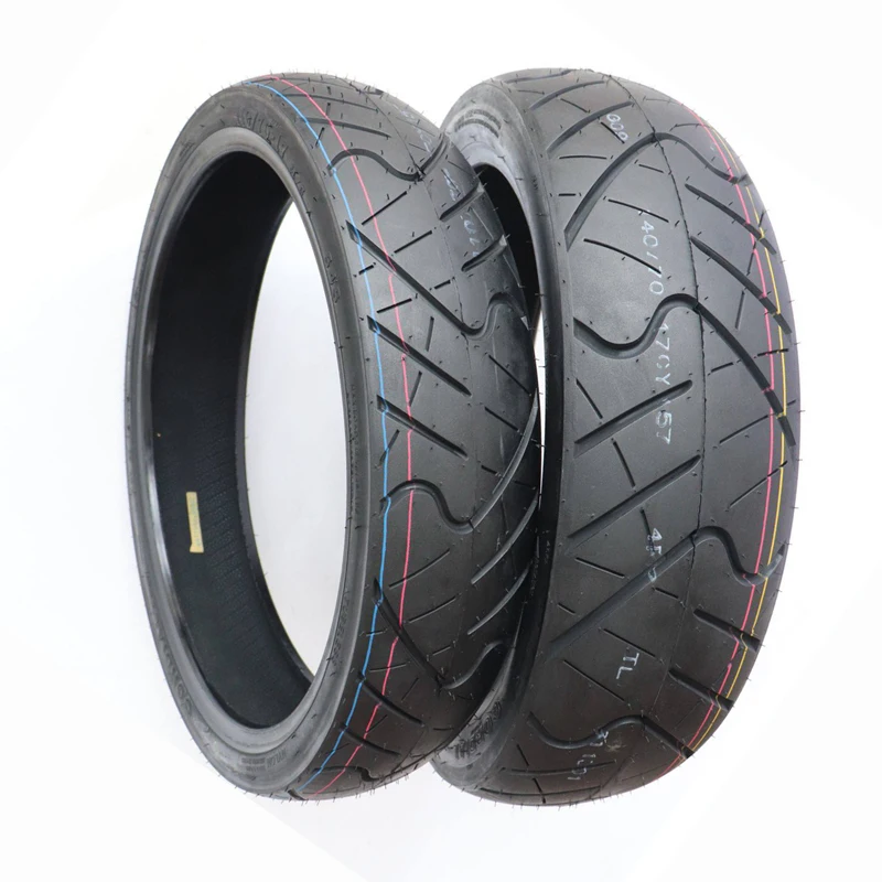 Motorcycle Tubeless Tyre for Honda Yamaha Suzuki Kymco Haojue Kayo KTM Sundiro Loncin Qjmotor Benelli 140-70-17 Motorbike Tire
Motorcycle Tubeless Tyre for Honda Yamaha Suzuki Kymco Haojue Kayo KTM Sundiro Loncin Qjmotor Benelli 140-70-17 Motorbike Tire