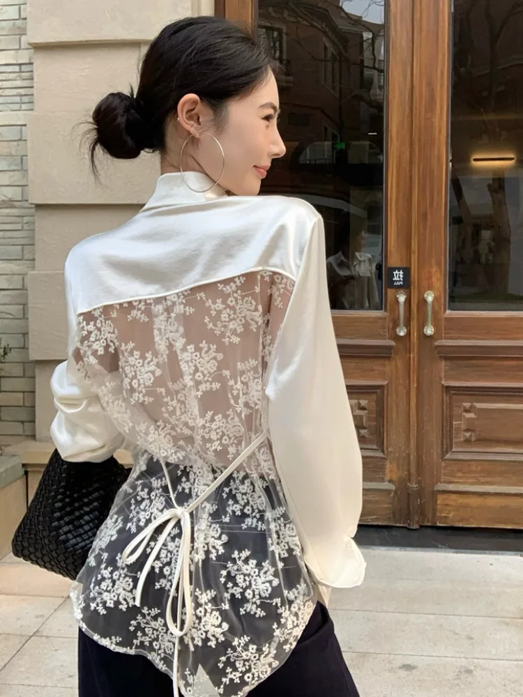 Elegant Lace Splice Backless Belted Long Sleeve Shirt Women Summer Hong Kong Style Lazy Loose Slimming Top Korean Version
Elegant Lace Splice Backless Belted Long Sleeve Shirt Women Summer Hong Kong Style Lazy Loose Slimming Top Korean Version