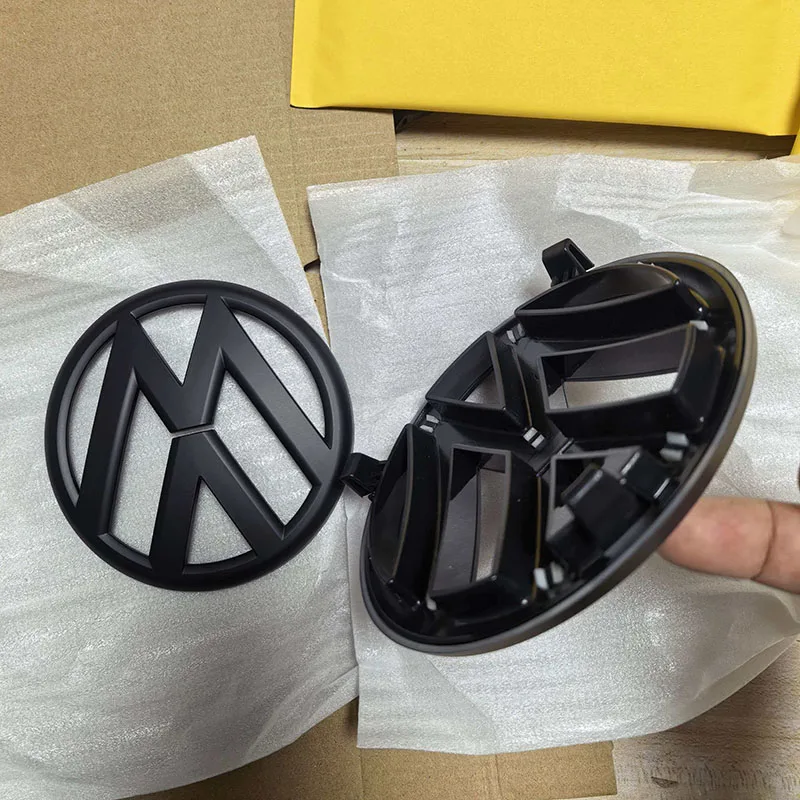 2Pcs For vw Golf6 MK6 135mm 110mm car front grille Lid Cover emblem sticker Rear Trunk Badge Decal styling Auto accessorie
2Pcs For vw Golf6 MK6 135mm 110mm car front grille Lid Cover emblem sticker Rear Trunk Badge Decal styling Auto accessorie