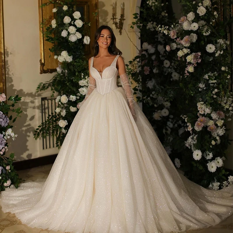 Luxurious Wedding Dress Sequins With Silky Organza Ball Gown Sweetheart Square Collar Sleeveless Bride Robe De Mariee Customized
Luxurious Wedding Dress Sequins With Silky Organza Ball Gown Sweetheart Square Collar Sleeveless Bride Robe De Mariee Customized