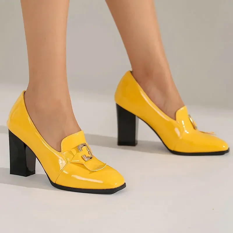 PU Patent Leather Neon Green Yellow Mature Lady Office Pumps Thick High Heels Extra Big Size 48 49 50 Women Stiletto Heels Shoes
PU Patent Leather Neon Green Yellow Mature Lady Office Pumps Thick High Heels Extra Big Size 48 49 50 Women Stiletto Heels Shoes